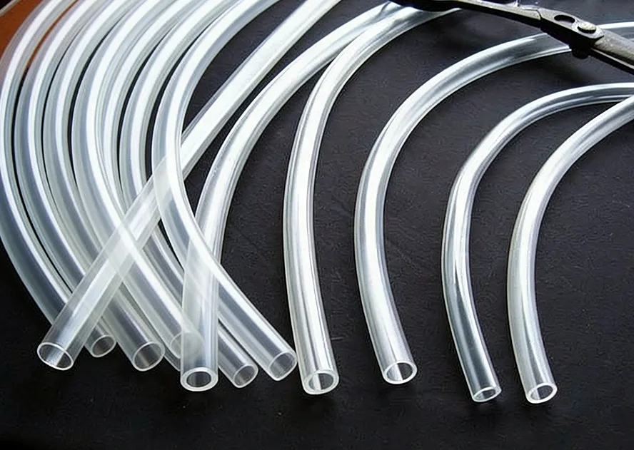 Quels sont les procédés de moulage couramment utilisés pour les produits en silicone ?