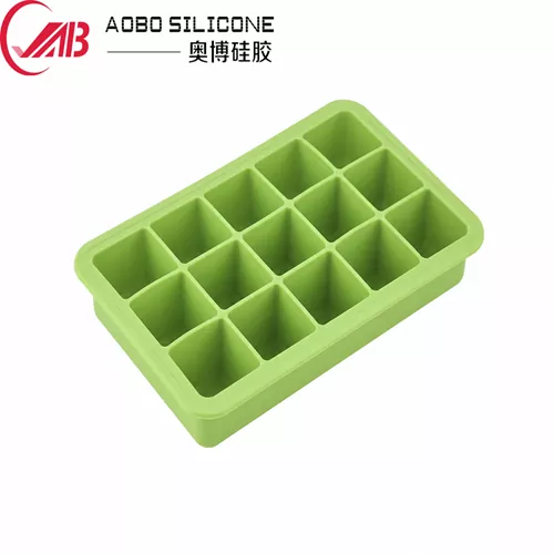 Vous avez toujours du mal avec des bacs à glaçons en plastique qui ne libèrent pas de glace ? Essayez nos bacs à glace en silicone